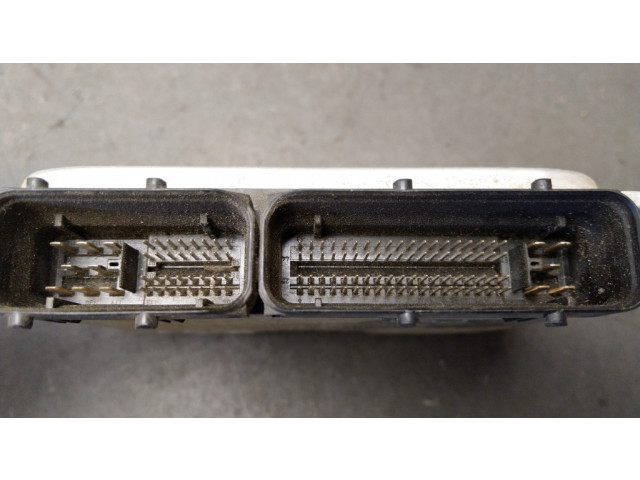 Řídící jednotka 045906019, 0281001940 Volkswagen Polo III 6N 6N2 6NF 2001