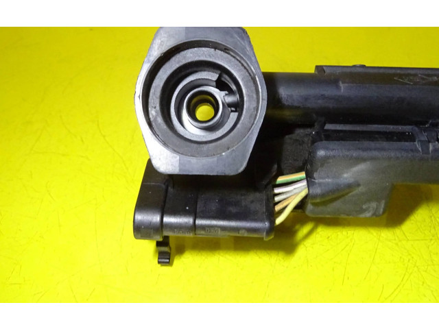 Топливная рампа 7700108667, 7700109066   Renault Clio II  