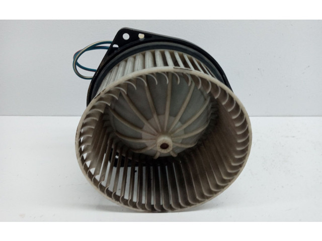 Вентилятор печки Nissan Primera