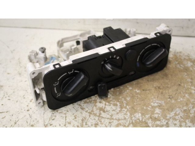 Блок управления климат-контролем 74411-70J00   Suzuki Jimny