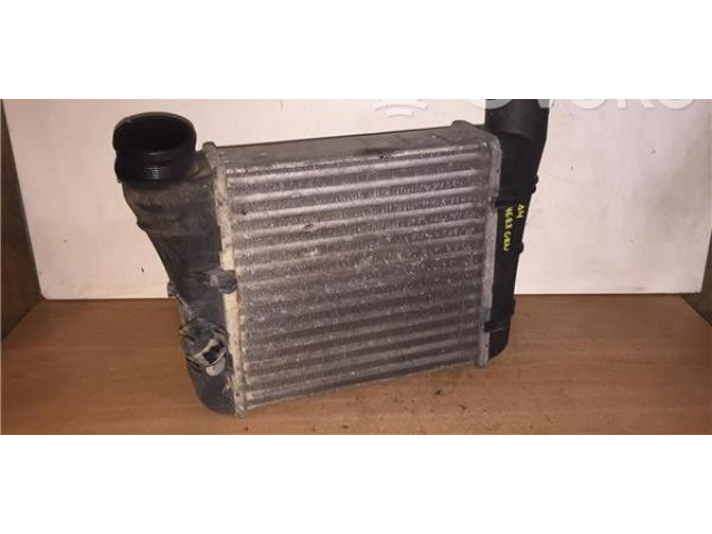 Интеркулер 8E0145805S, 174978713 Audi A4 Allroad