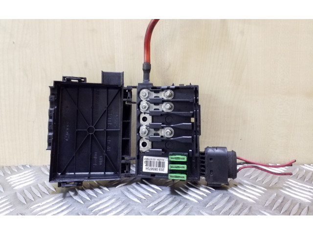 Блок предохранителей 1J0937550AD   Skoda Octavia Mk1 (1U)    