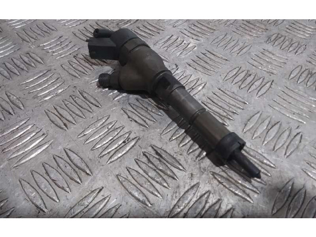 Форсунка 0445110008    Peugeot 406  RHZ 