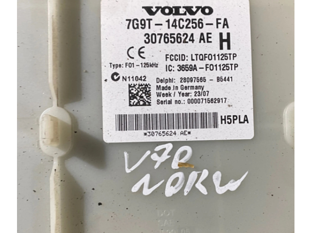 Блок предохранителей 30765624AE, 7G9T14C256FA   Volvo V70    