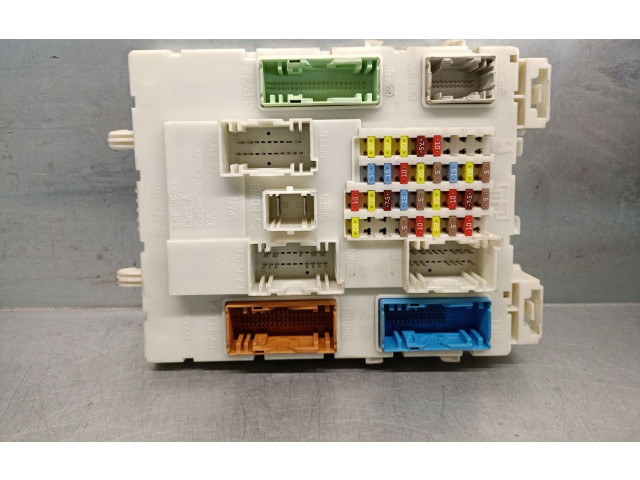 Pojistková skříňka Řídící jednotka BSM BV6N14A073FU Ford C-MAX II 2013