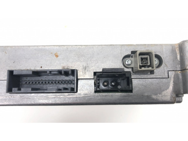 Tālruņa vadības bloks