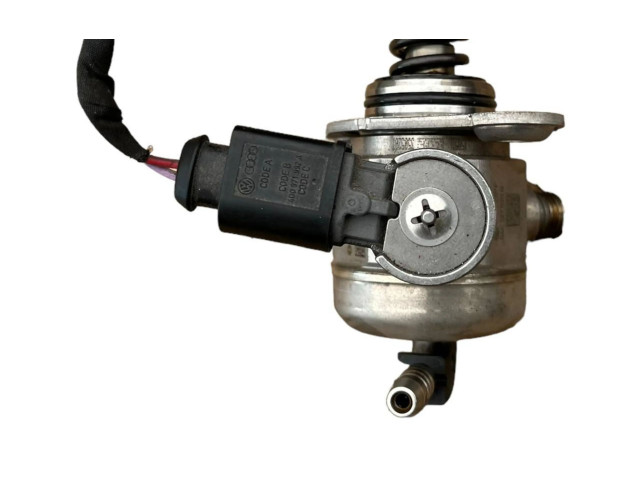 Топливный насос 0261520261, 7000703843 Audi A3 S3 8V