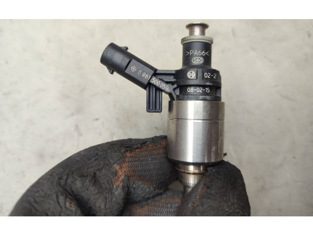 Vstřikovač 06H906036E, 0261500059 Volkswagen Scirocco pro benzínový motor 2.0