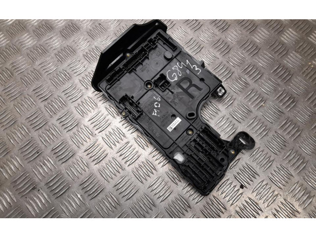 Блок комфорта 149784800E, 156745400B Tesla Model 3