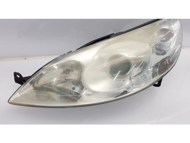 Передняя фара