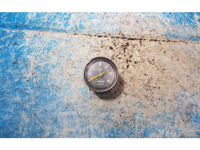 Блок управления спидометра 38022813001, 38022813001   Volvo 960