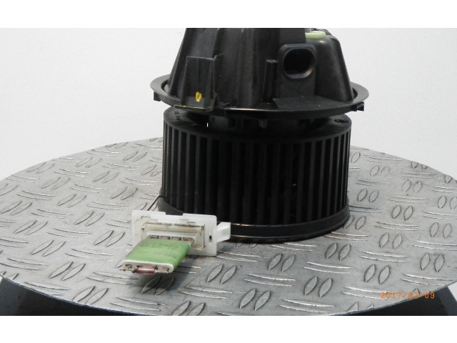 Вентилятор печки       Dacia Sandero