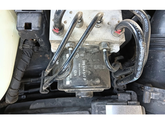 Jednotka ABS 7P0614517P Volkswagen Touareg II 2013