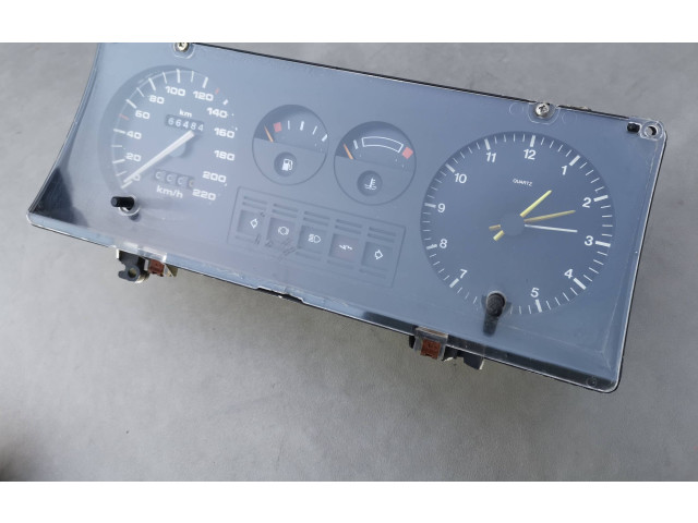 Přístrojová deska Ford Granada 1984 78GB-10B885-AA, 66484150