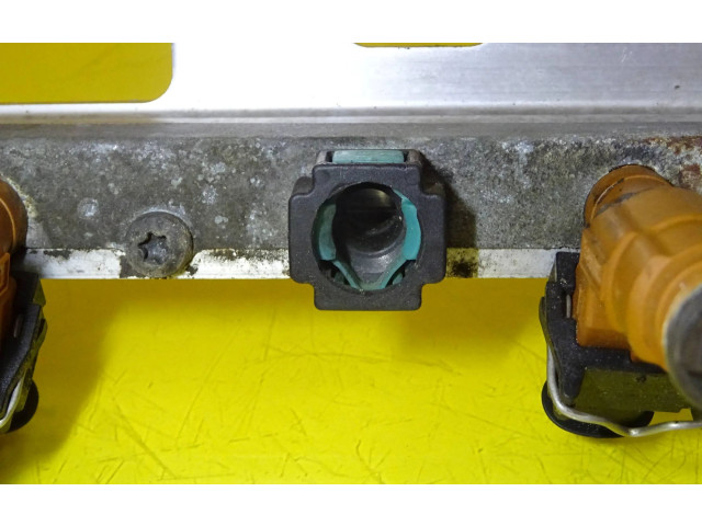 Топливная рампа 0280155831, 0261230110 Volvo S60