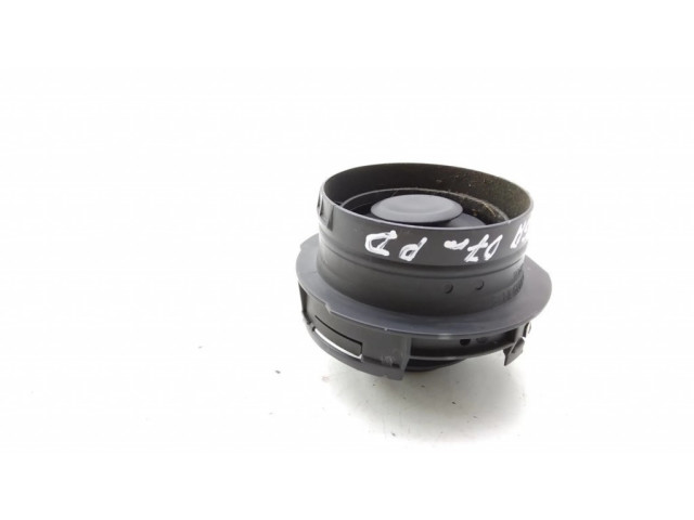 Боковая воздушная решётка