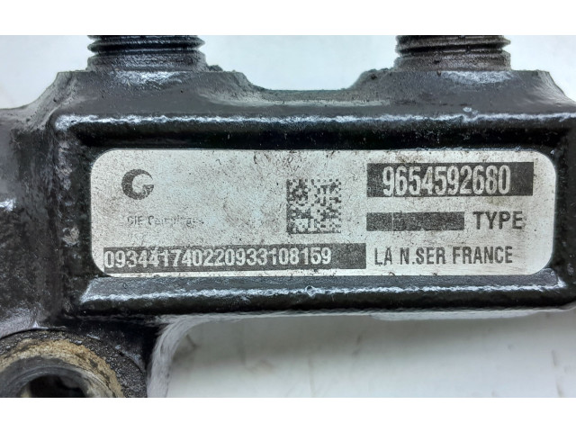 Топливная рампа 9654592680, 2402790901   Peugeot 5008   для двигателя 9HZ   DV6TED4