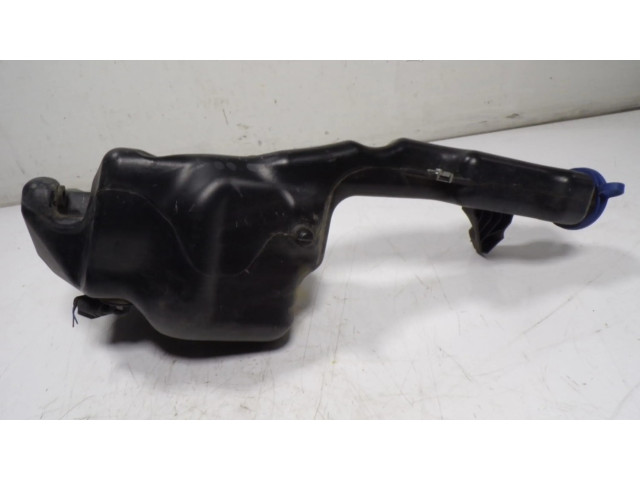 Бачок оконной жидкости    