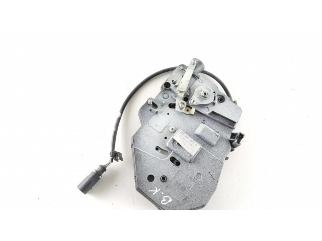 Zámek zadních dveří 2K0827201Q, 81072371032 Volkswagen Caddy 2005