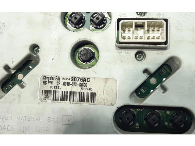 Панель приборов 56042930AA   Jeep Grand Cherokee (WJ)       