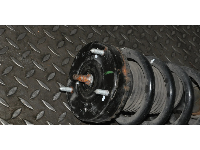 Передний амортизатор      