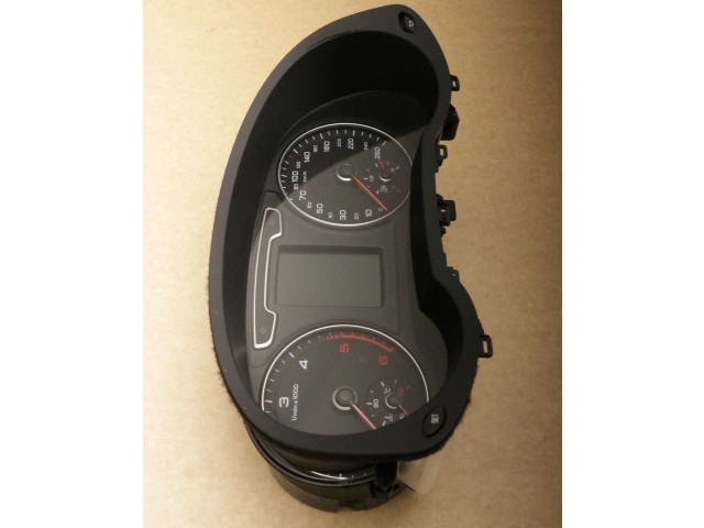 Панель приборов 8U0920930A, 8U0920930A Audi Q3 8U