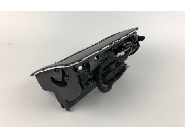 Дисплей 8UO857273A Audi Q3 8U