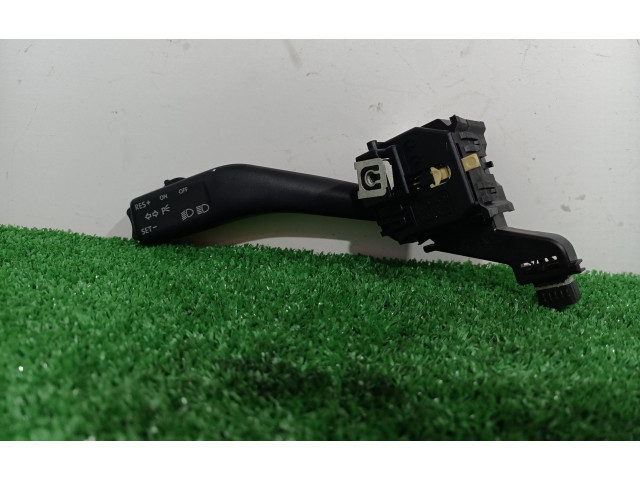 Ручка поворотов/ фонарей 1K0953513A, 1K0953513A   Skoda Octavia Mk2 (1Z)