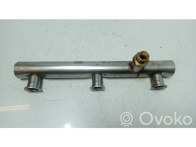 Топливная рампа 06E130090F   Audi A4 S4 B8 8K 3.0  для двигателя CAKA