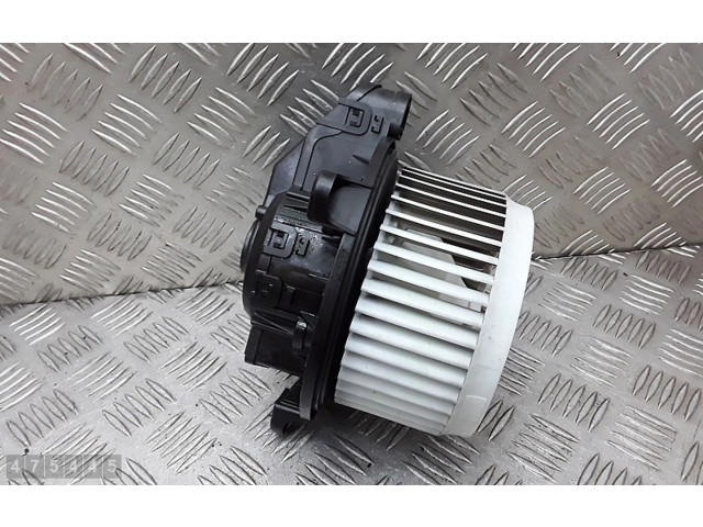 Вентилятор печки 0130115703 Ford Fiesta