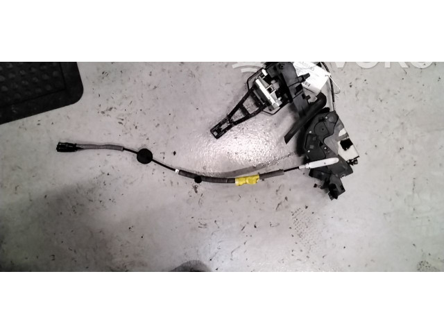 Блок предохранителей 2048282, 2048282 Ford Transit - Tourneo Connect