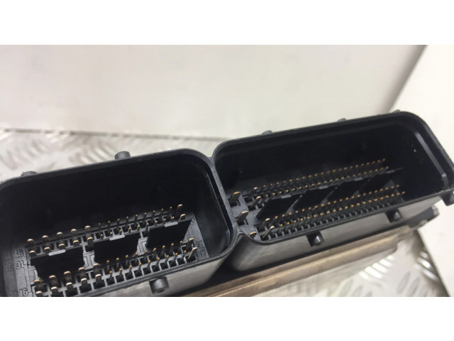 Блок управления двигателя 8E0907401AJ, 5310   Audi A4 S4 B7 8E 8H