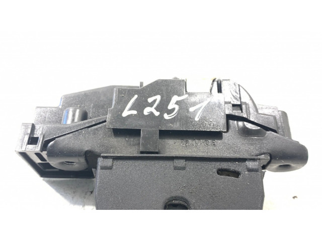 замок багажника     Peugeot Partner 2015-2018 года