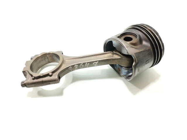 Поршень с шатуном    Volvo XC90