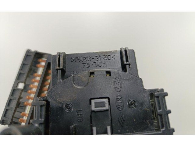 Переключатель дворников 75733A   KIA Rio