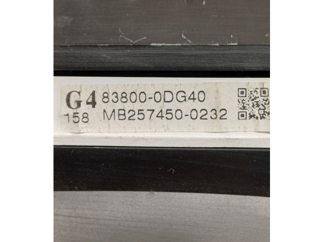 Přístrojová deska Toyota Yaris 2010 838000DG40, MB2574500232