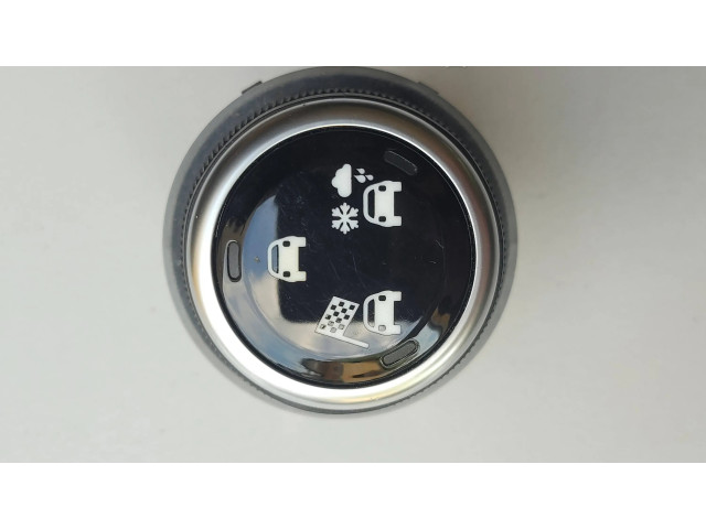 Мултифункционный включатель управления / ручка