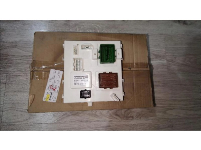 Блок управления 31453070 Volvo XC90