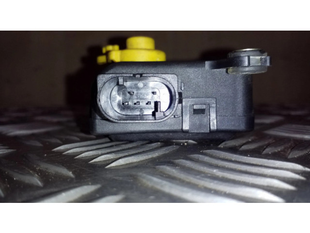 Двигатель задвижки потока воздуха