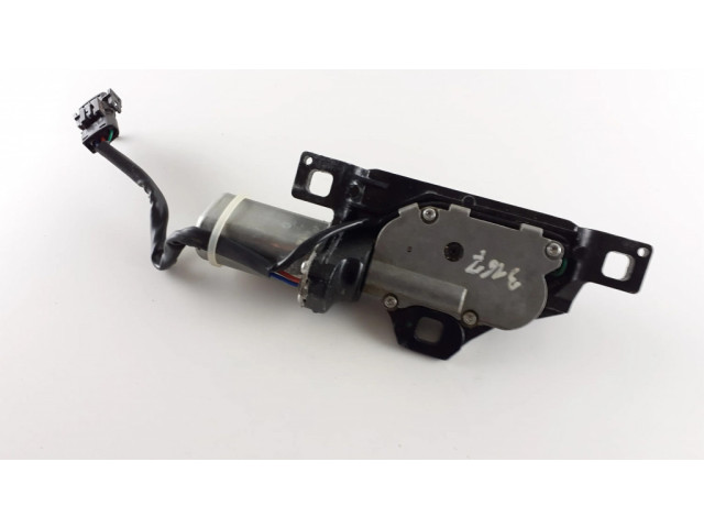 Притягиватель задней крышки