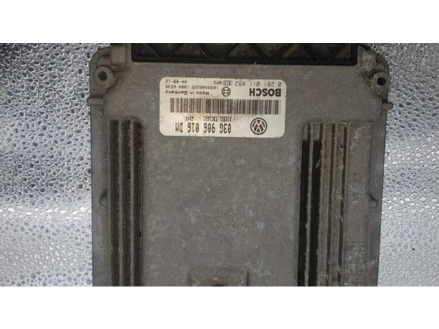 Řídící jednotka 03G906016DM, 0281011882 Volkswagen Caddy 2005