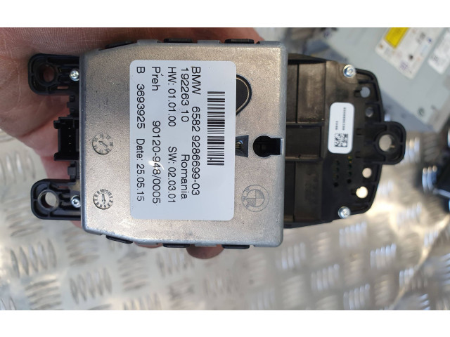 Радио/ проигрыватель CD/DVD / навигация