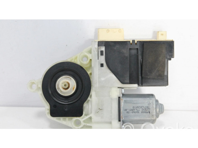 Передний двигатель механизма для подъема окон