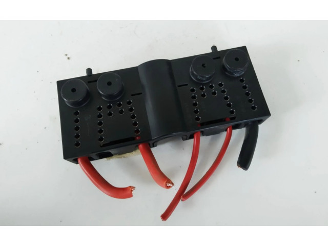 Блок предохранителей     Volkswagen Polo    