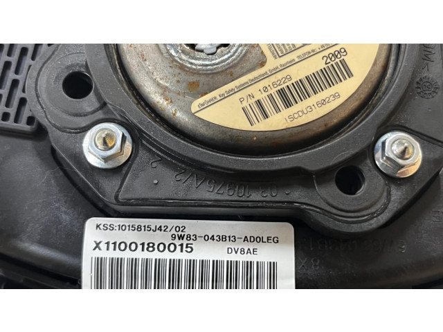 Подушка безопасности водителя 6W83043B13, 101047303 Jaguar XF X250