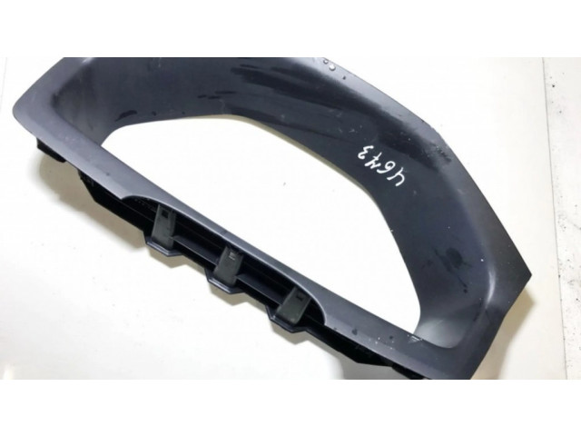 Другая деталь салона