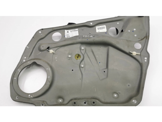 Передний електрический механизм для подъема окна без двигателя