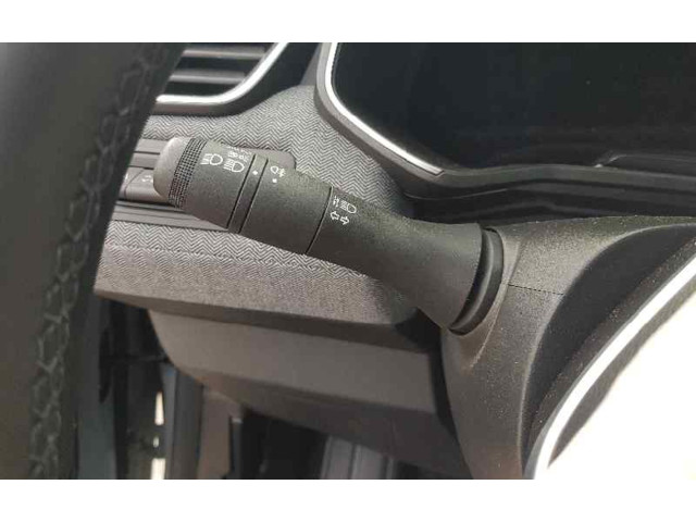 Ручка стеклоочистителей 255674797R   Renault Clio V