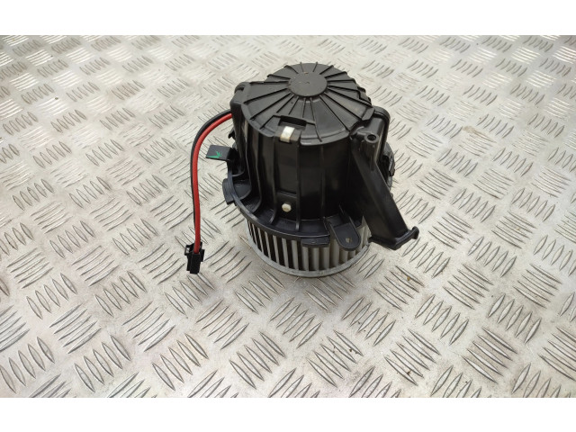 Вентилятор печки Audi Q5 SQ5