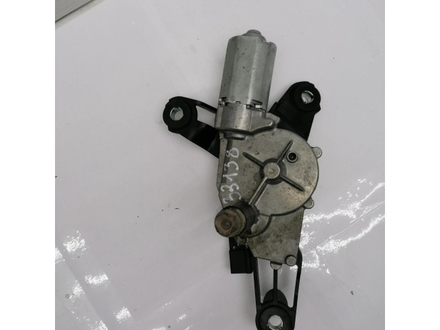 Моторчик заднего дворника MN105052, 0390201802 Mitsubishi Colt